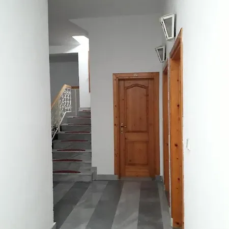Prenociste Estrada Cazin